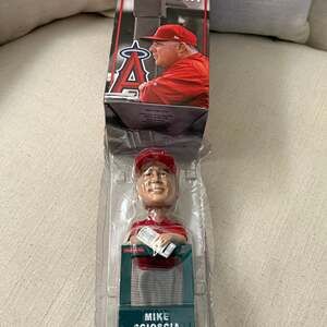 Mike Scioscia Los Angeles Angels Bobblehead – Exclusive MLB Manager Figure